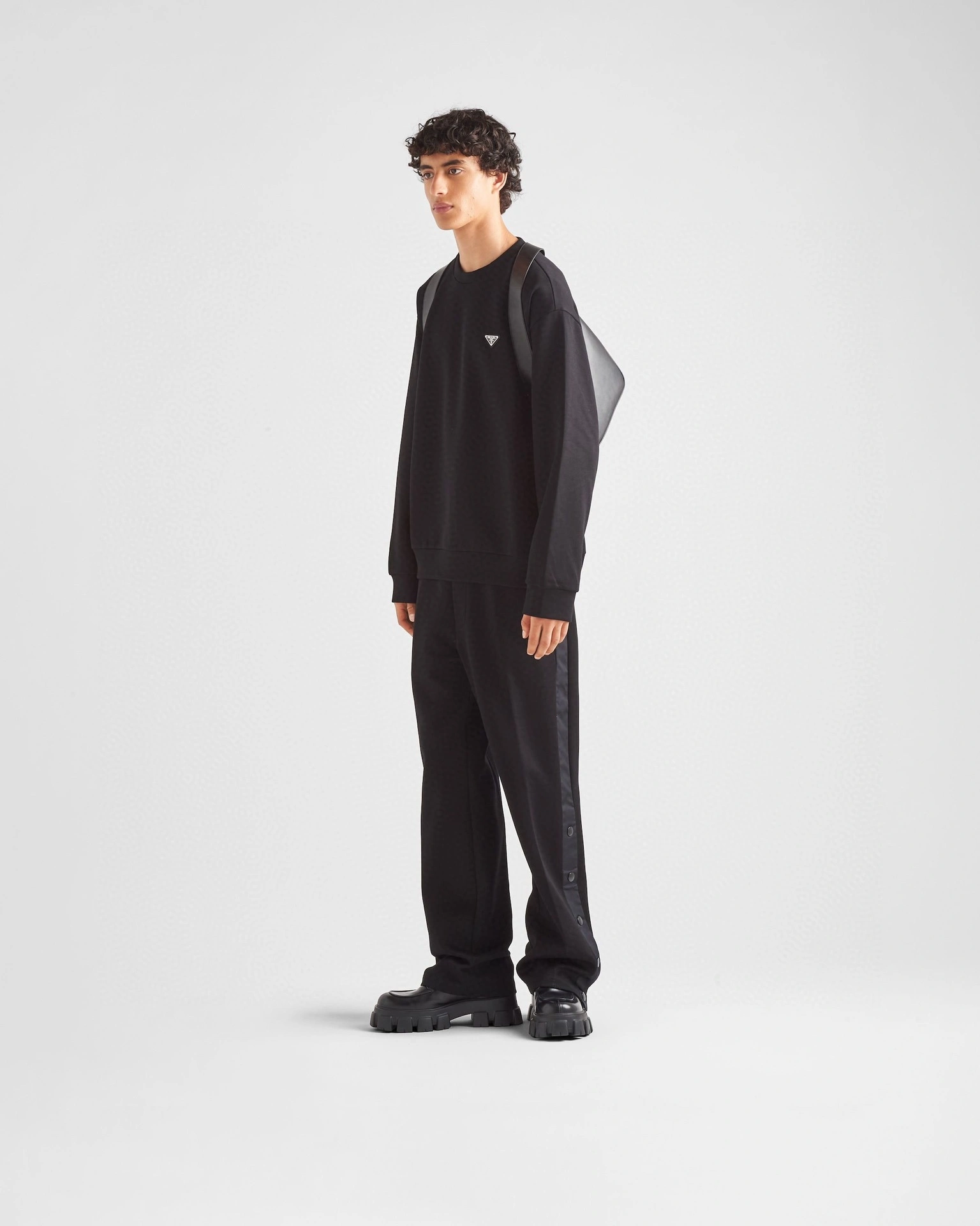 &air- Logo item:C-F210H2809