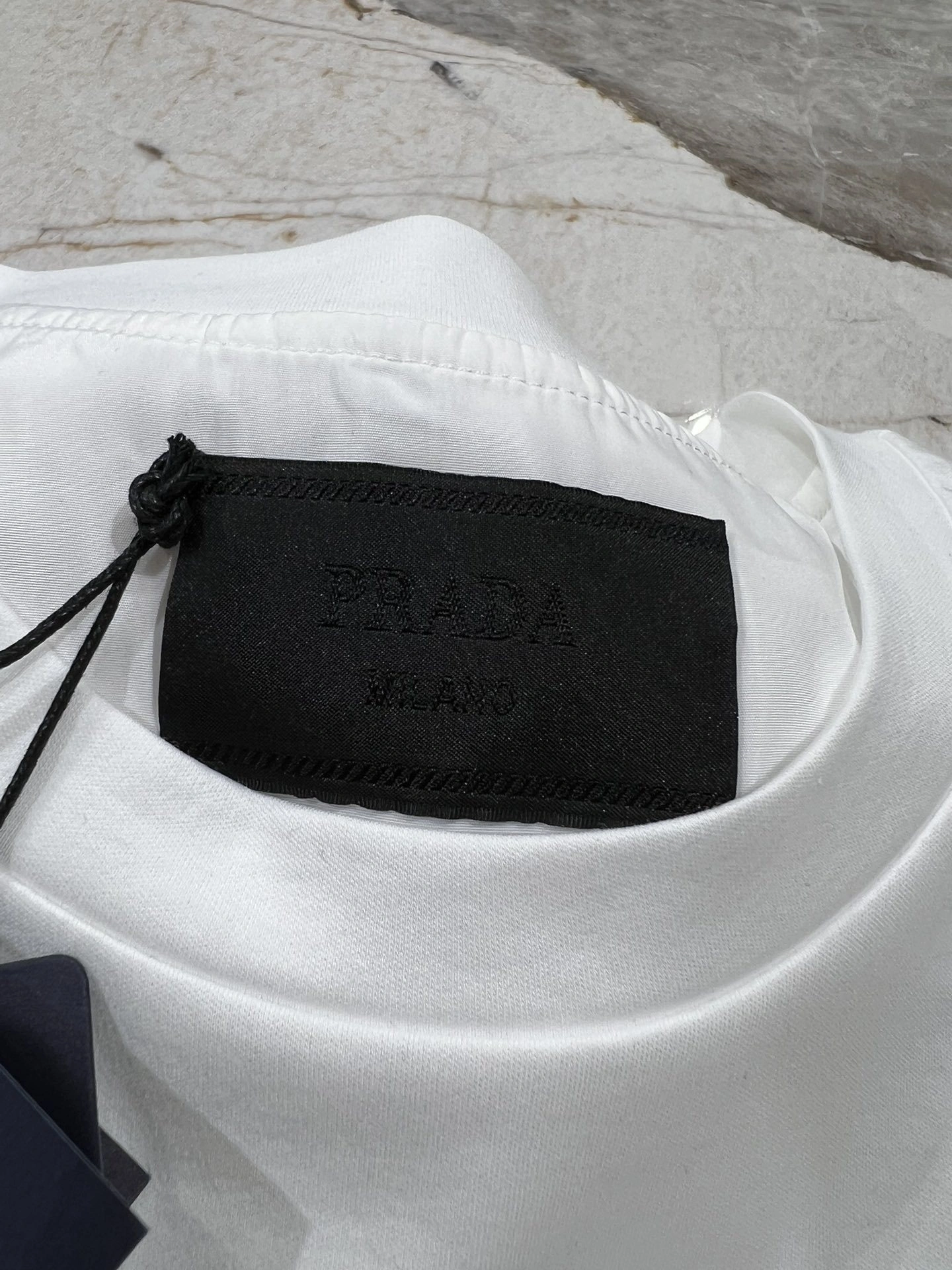 air- Pr141 2Colour item:D-F140G2431-2