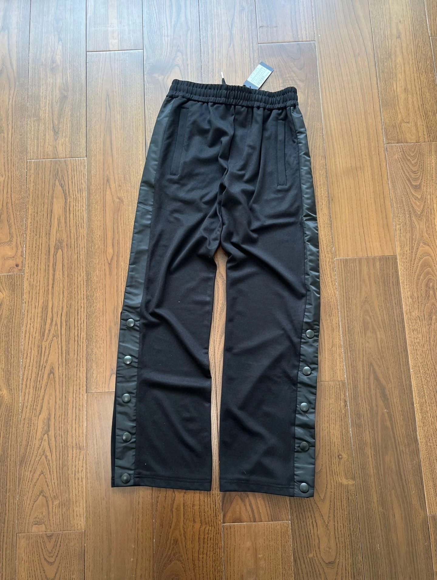 &air- Pr141 item:E-F524C0937