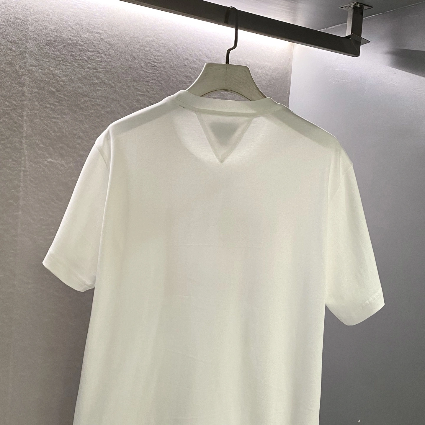 air- V595t1 item:E-F361D0311