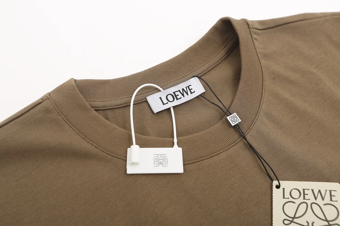 &&&air- logo item:C-F382B0218
