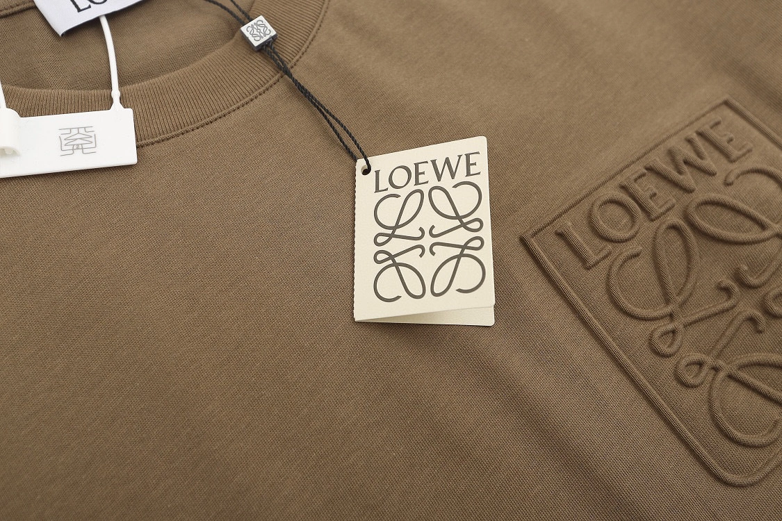 &&&air- logo item:C-F382B0218