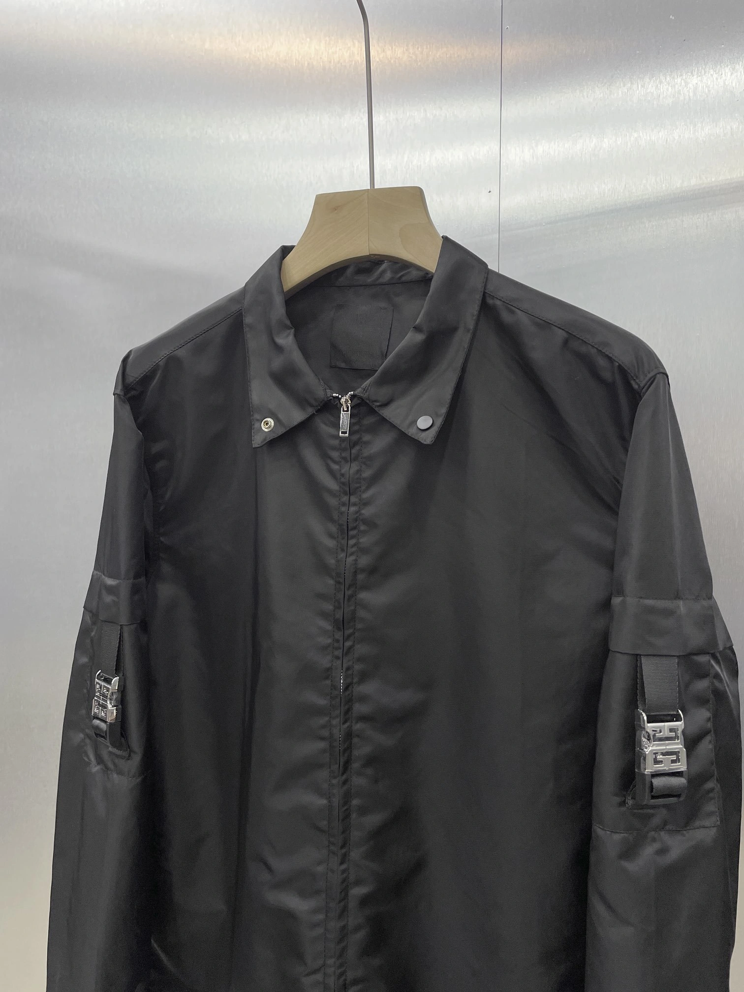 &air- oversized item:C-F000I1470