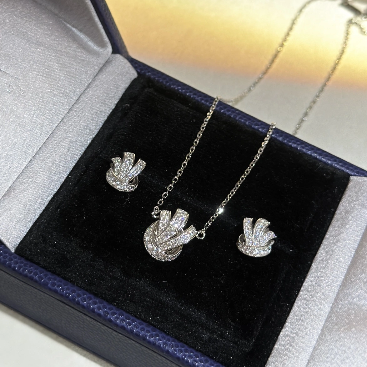 Barbara --Other brands Tilda's Bow 925 silver earrings necklace suit item:E-S092L3180H