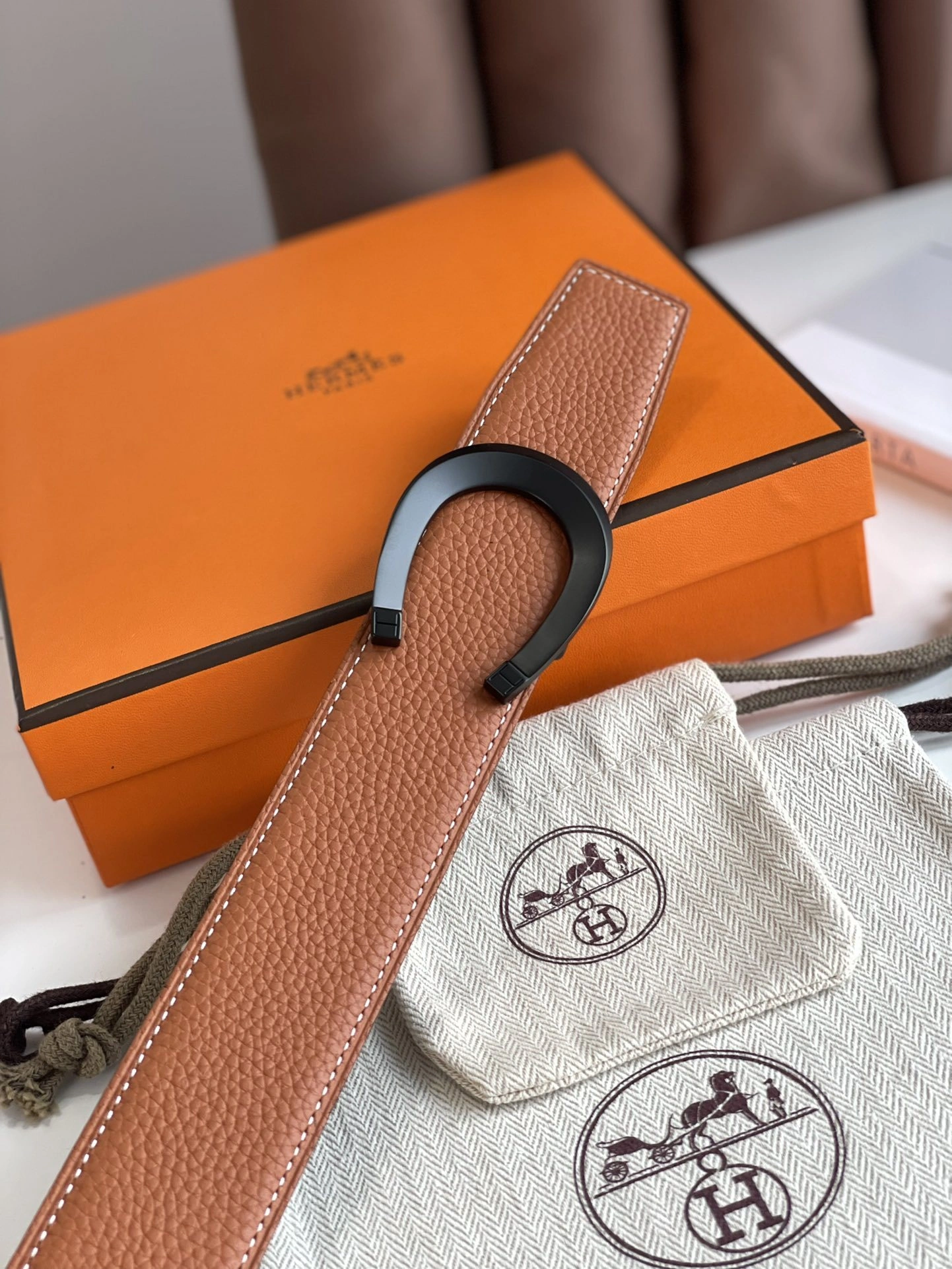&Barbara-- TETE DE CHEVAL BELT BUCKLE & REVERSIBLE LEATHER STRAP 38MM item:C-S333B25142