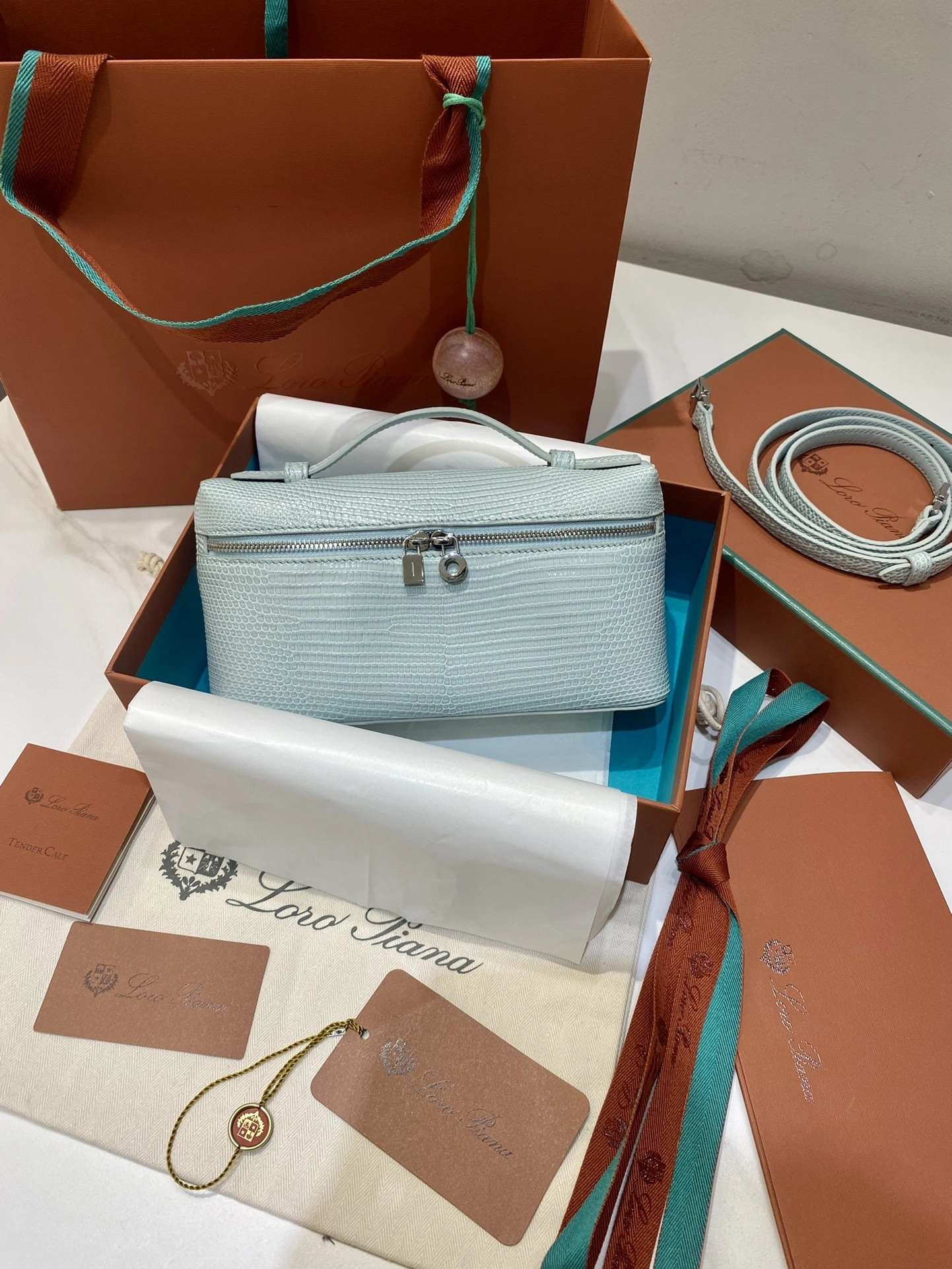 Custombag-- 8oro Pi191 FAM99191-60EU counters quality Extra pocket L19 item:E-B177I2117