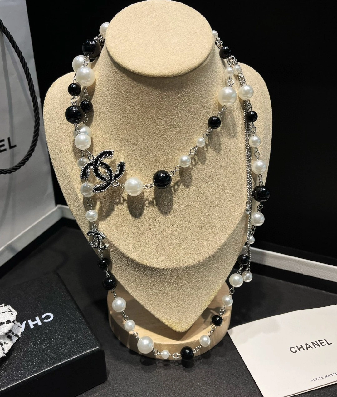 &barbara- 3h1958 choker item:D-S092F1701