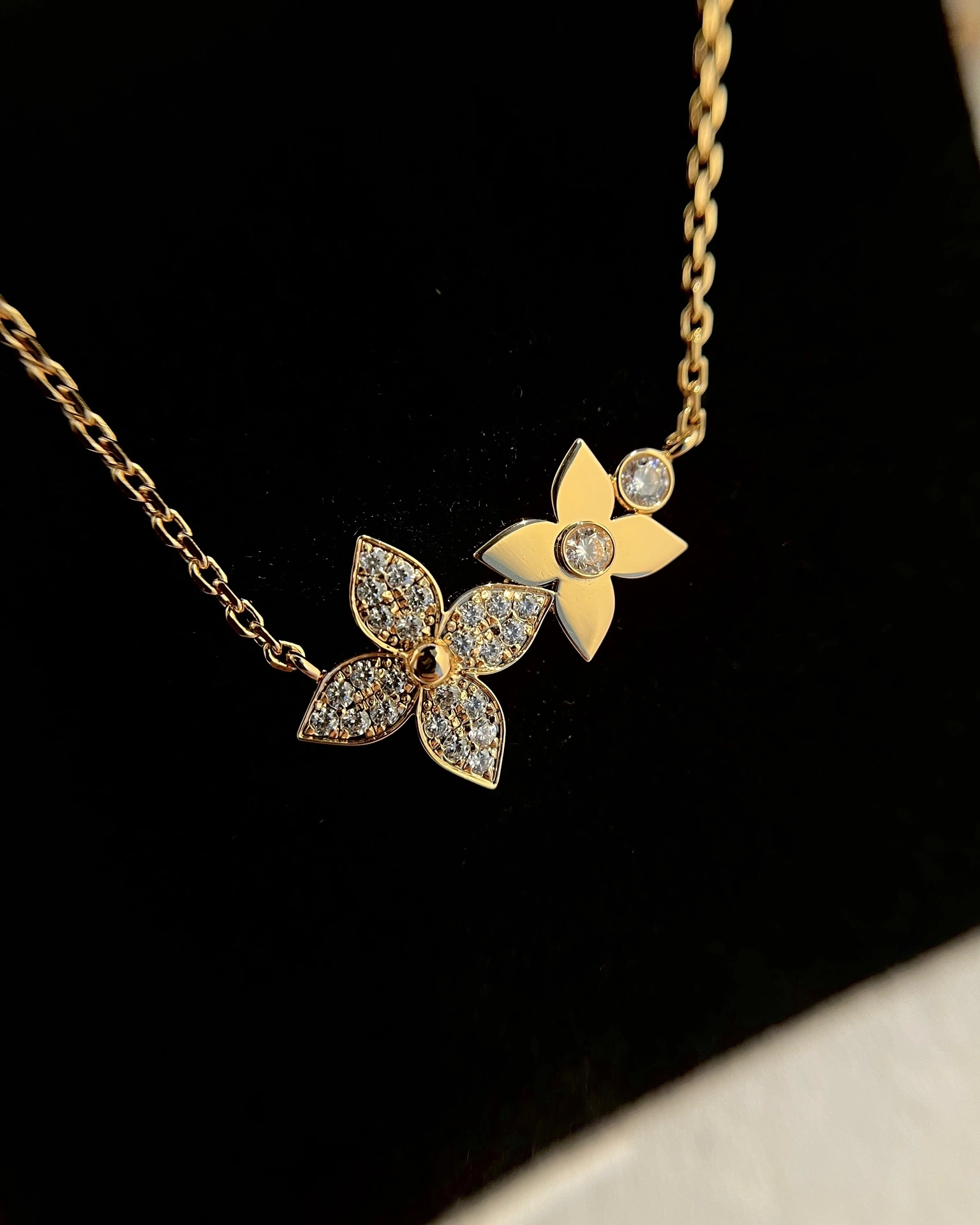 &barbara- 8V Star Blossom item:D-S092F1620