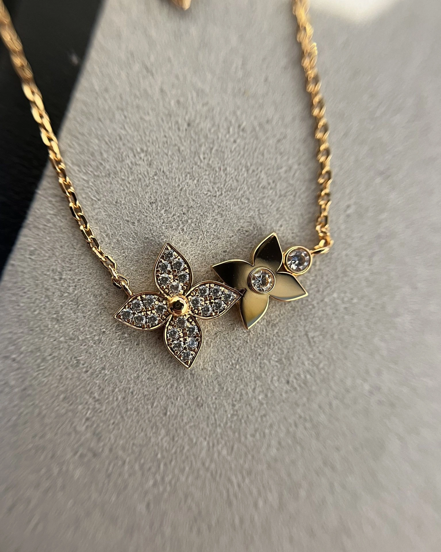 &barbara- 8V Star Blossom item:D-S092F1620