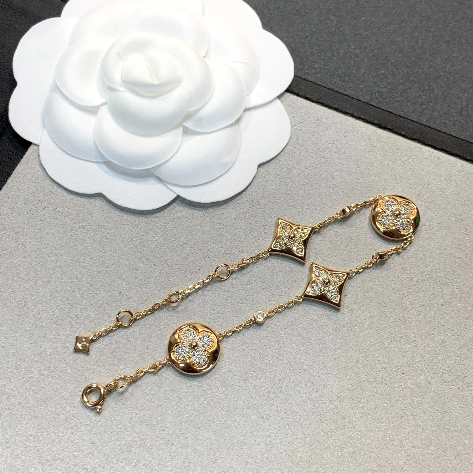 barbara- 8V item:D-S092F1628