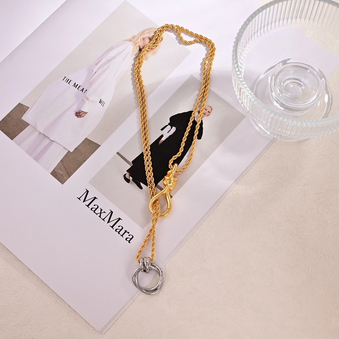 barbara- V595t1 item:D-S092L1828
