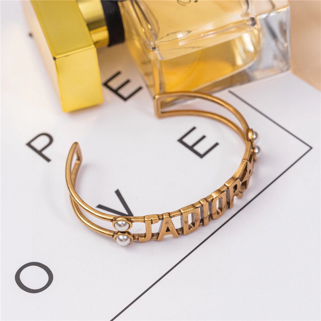 &barbara- item:B-S092C1704
