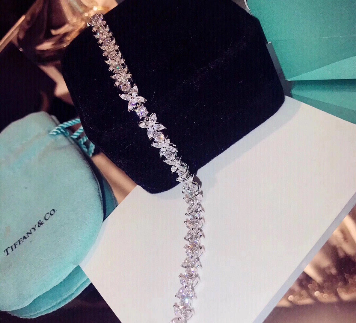 &&barbara- item:B-S092C1826
