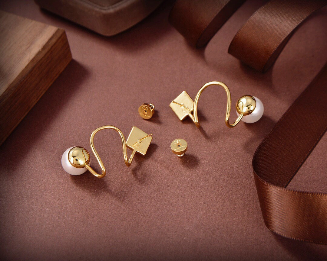 &barbara- item:B-S092J3001