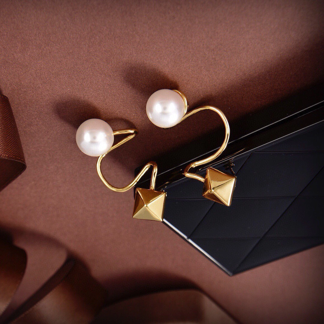 &barbara- item:B-S092J3001