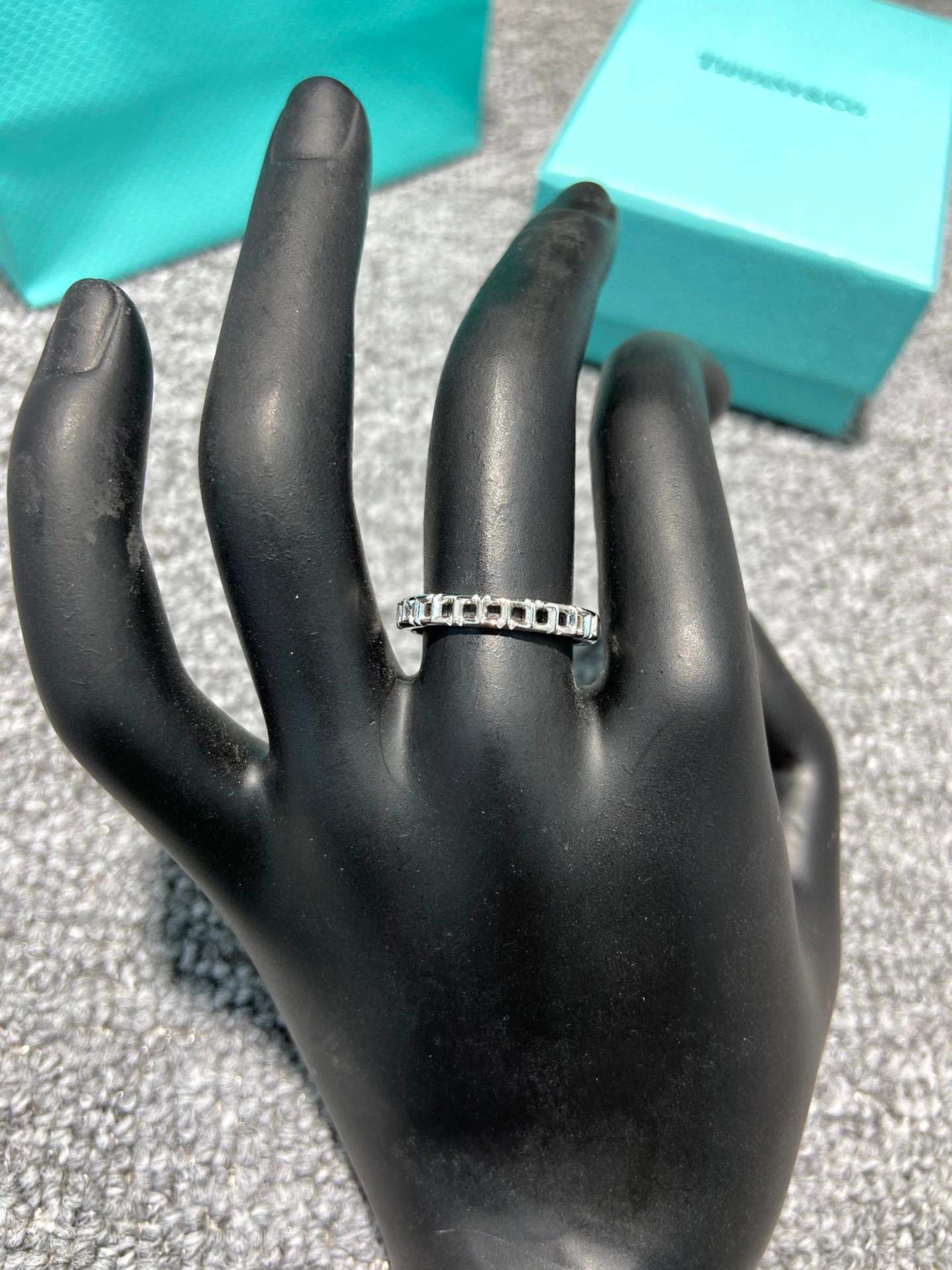 &barbara- item:C-S092A4257-3T