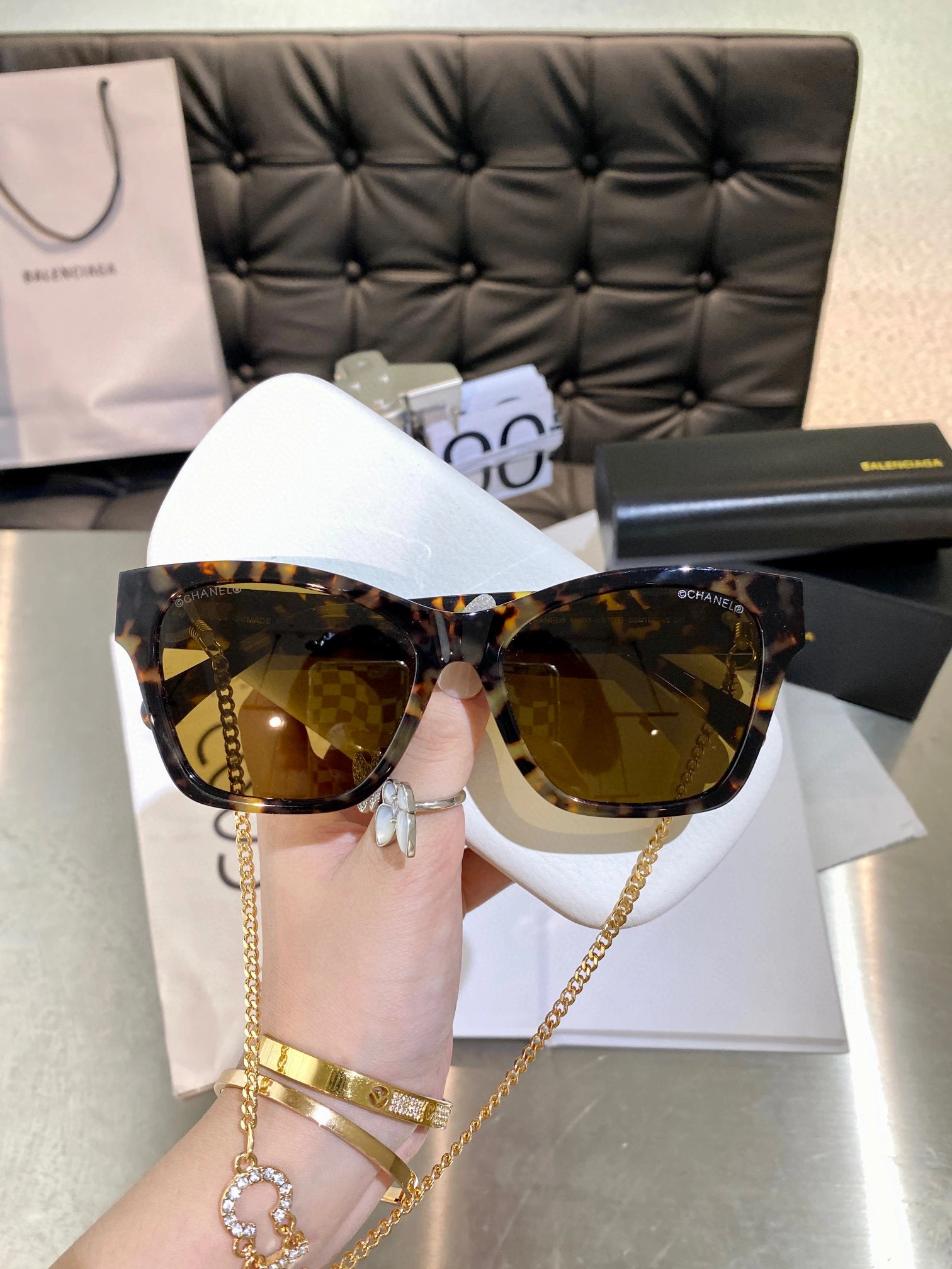 barbara- item:C-S132A1047