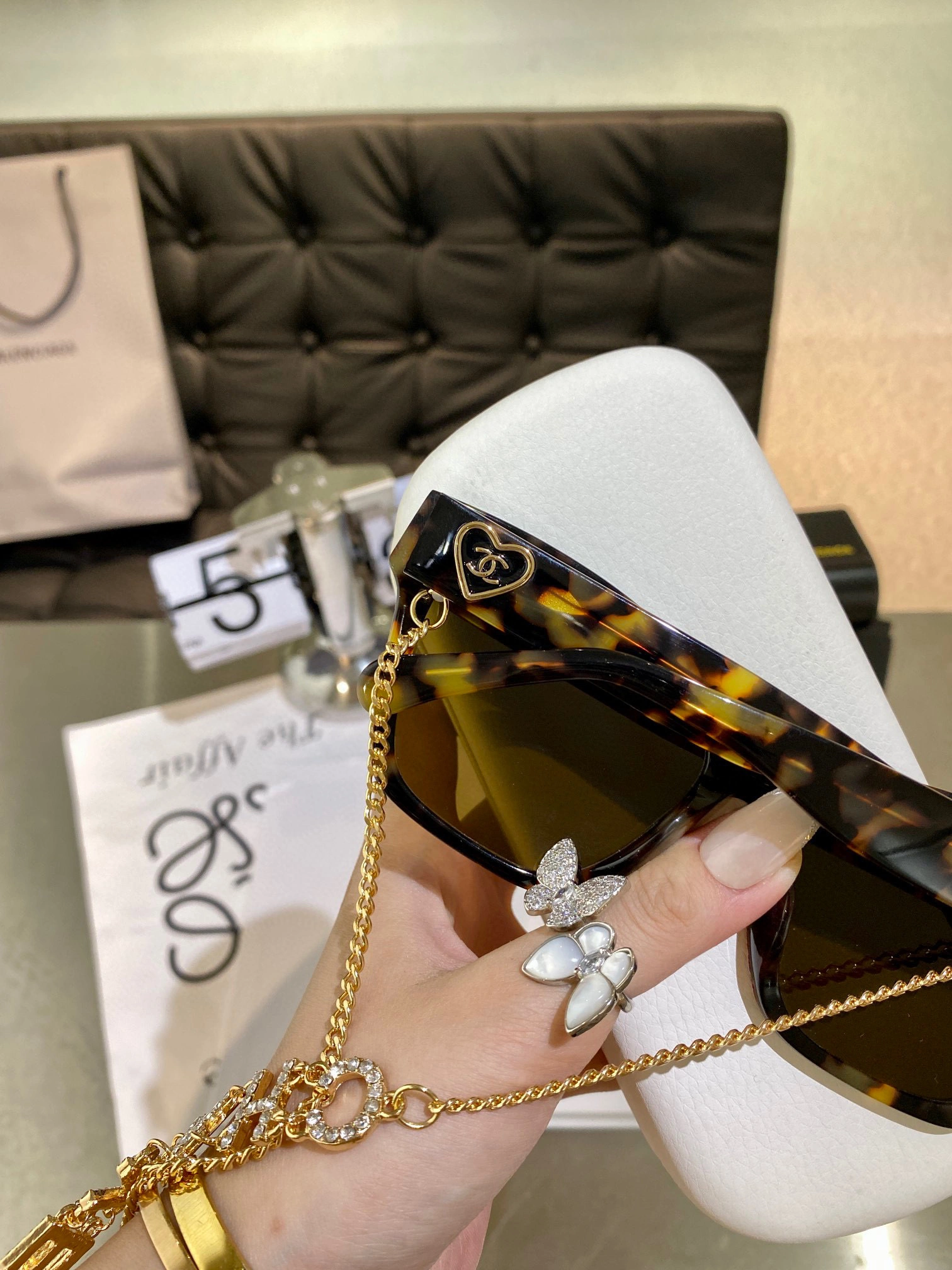 barbara- item:C-S132A1047