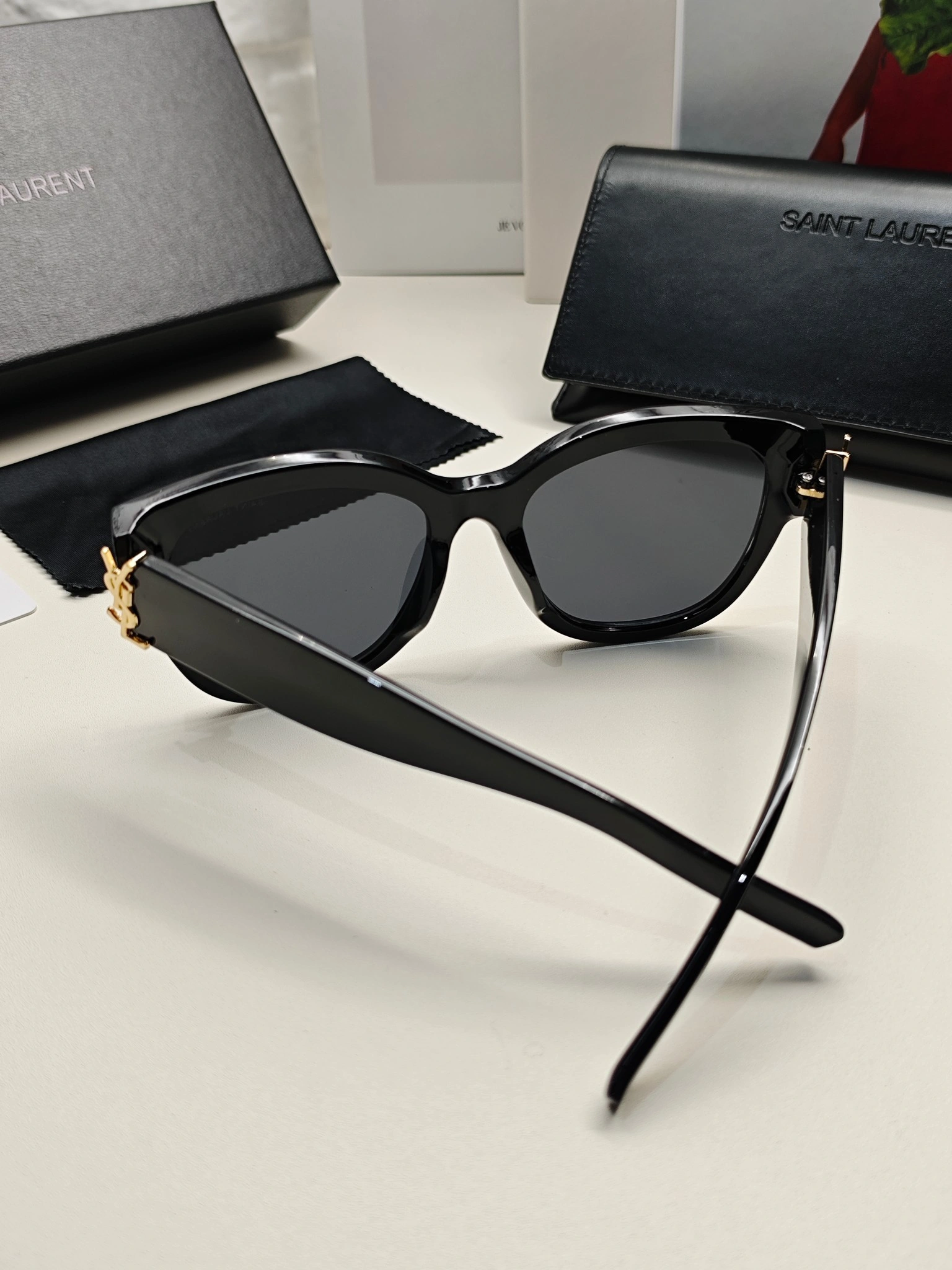 barbara- item:D-S132D0427
