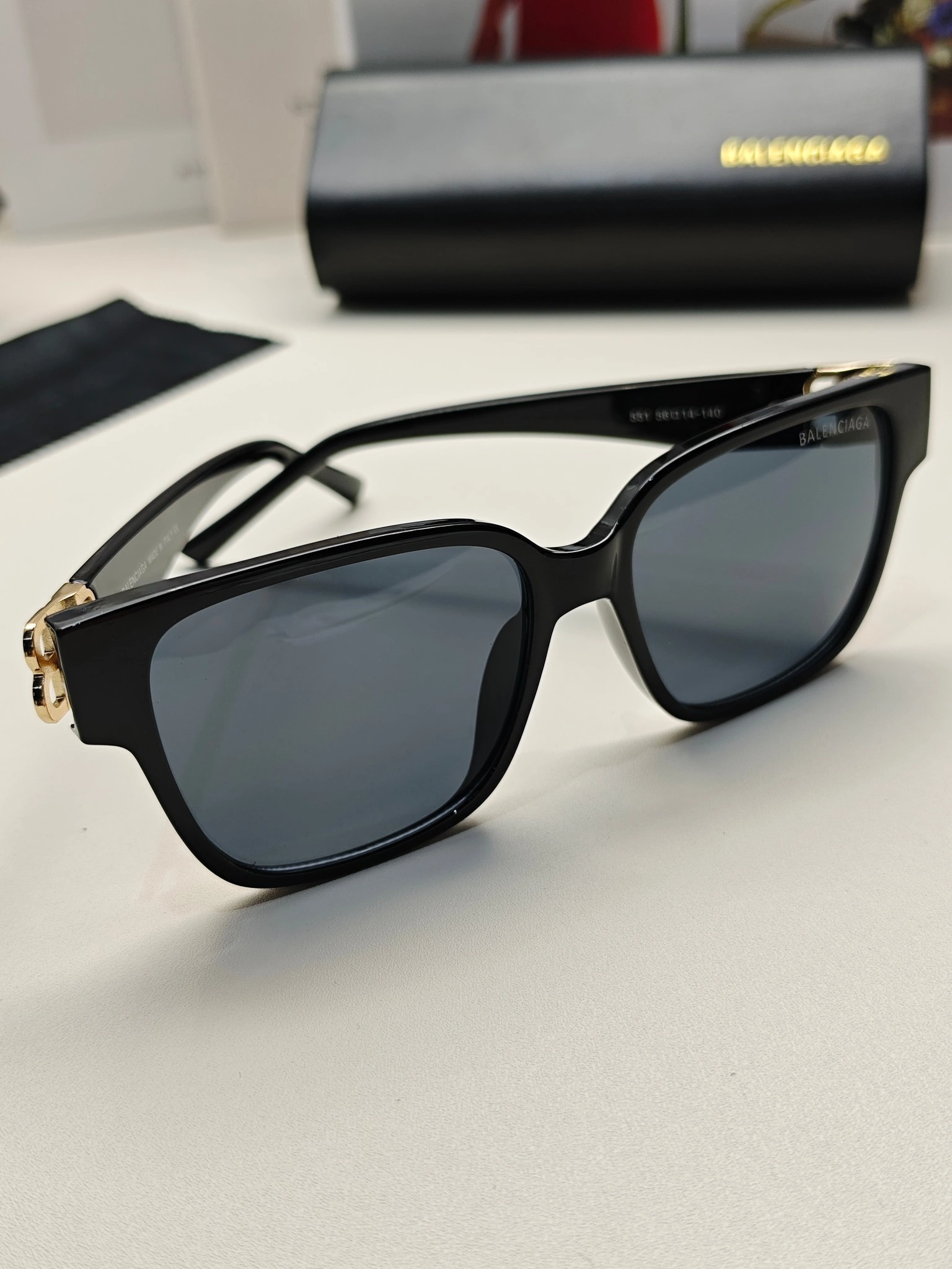 barbara- item:D-S132D0428