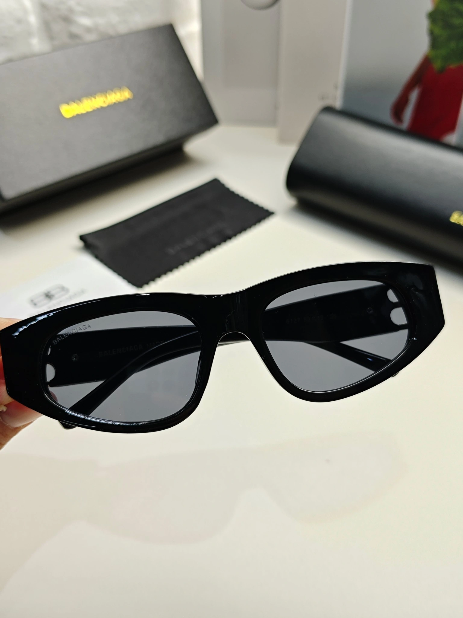 &barbara- item:D-S132D0719