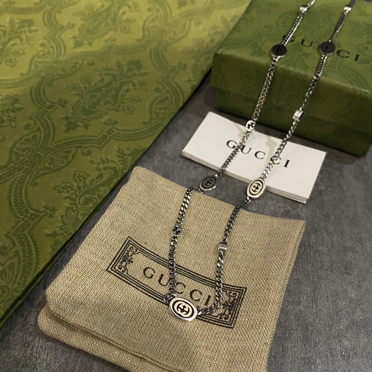 &barbara- logo item:C-S092G0345