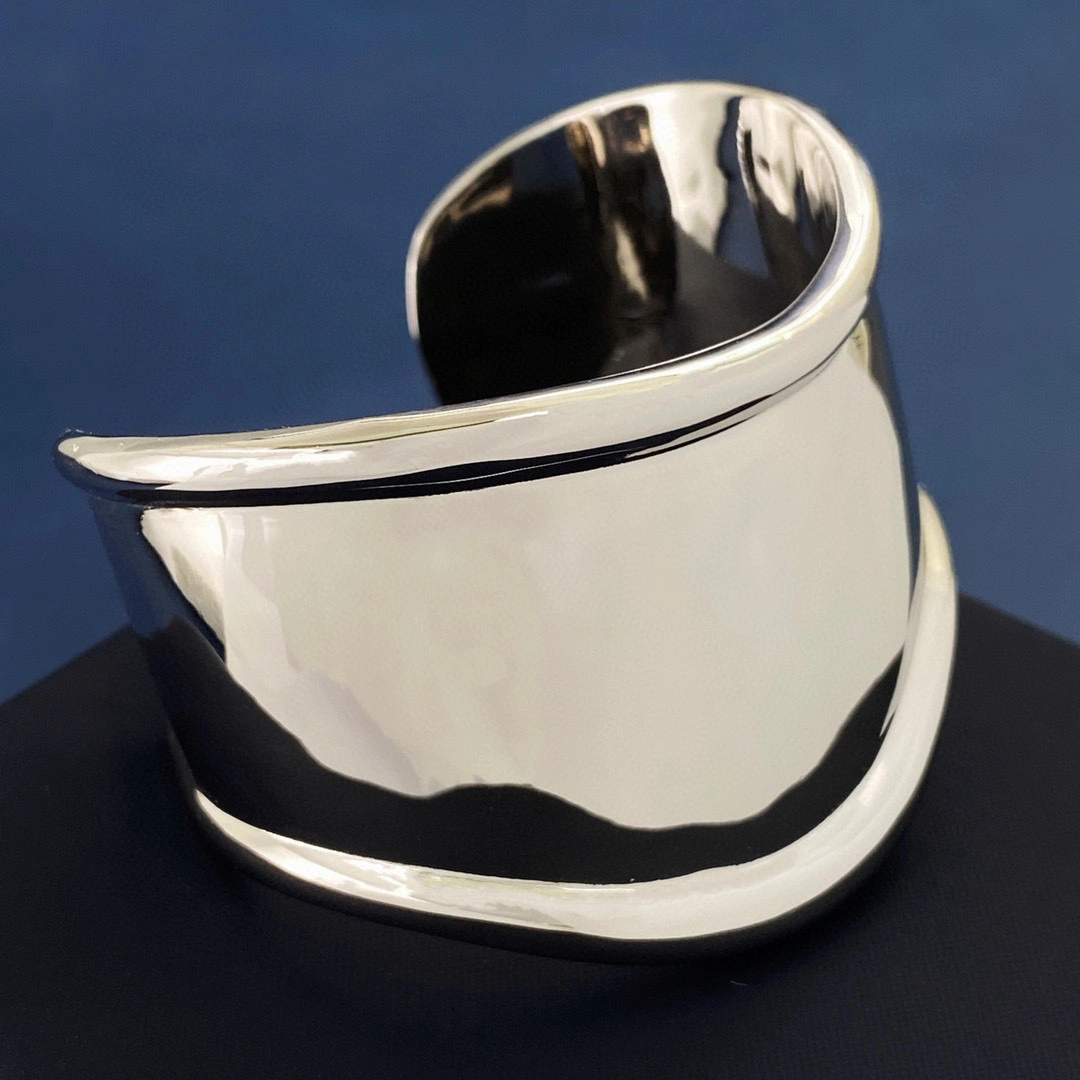 barbara-Tiff19y&3o bone cuff 3colour item:E-S092D1918-3