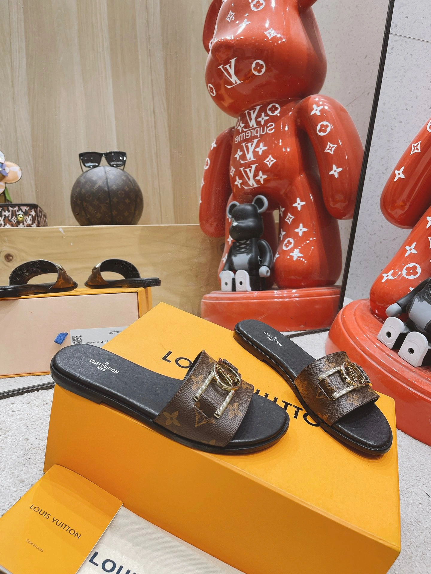 coco-- 1A64MI cowhide LOCK IT item:B-X032D2508L