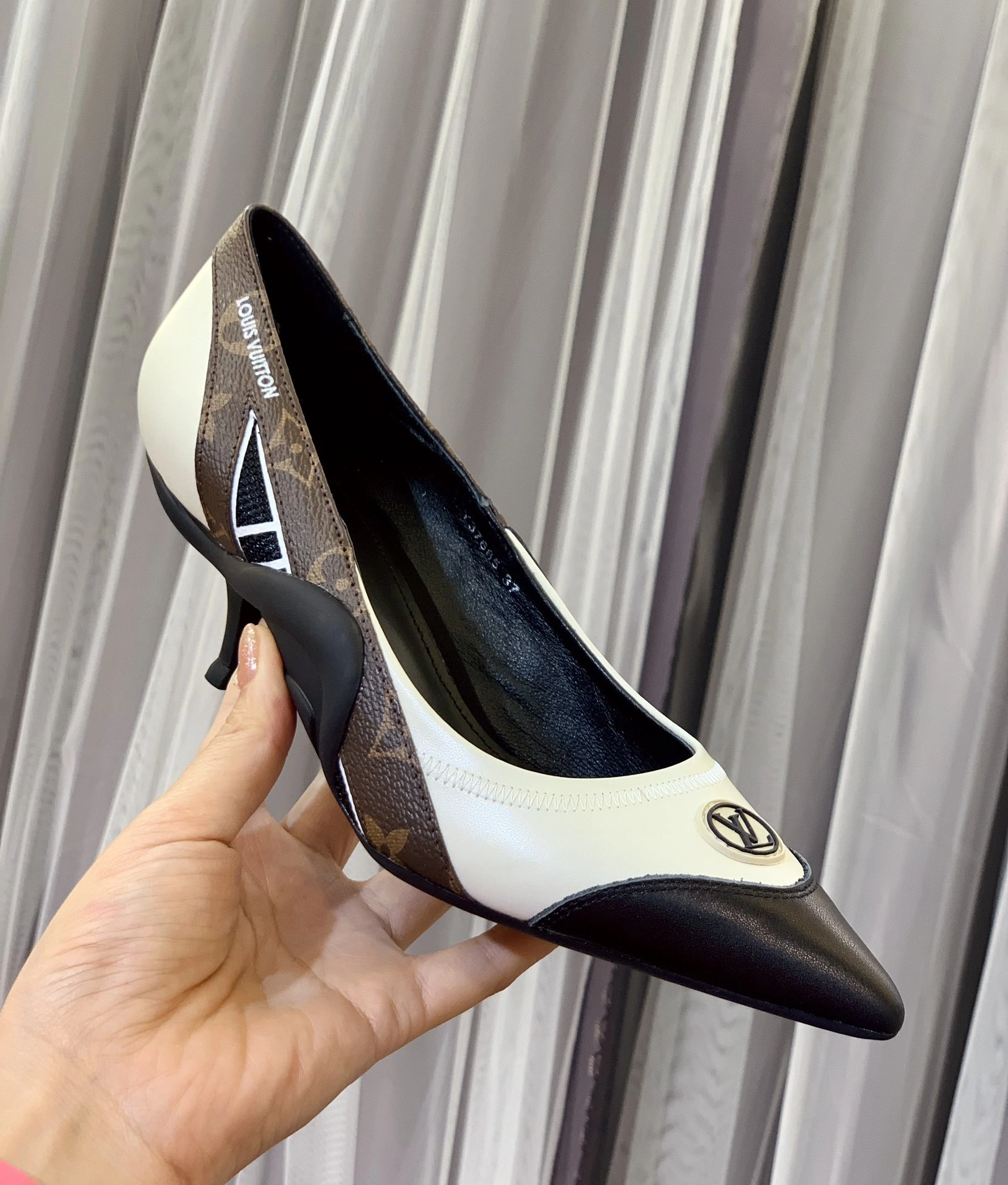 coco-- 1AAP8J item:C-X198D06166