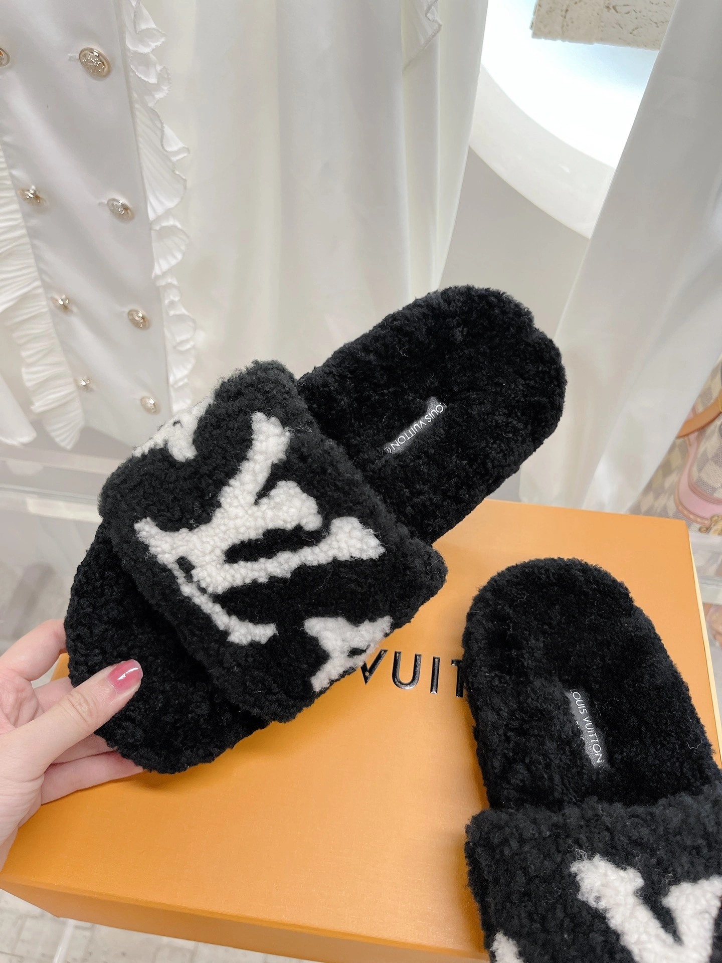 coco-- 1ABWDN item:C-X000H0128Y