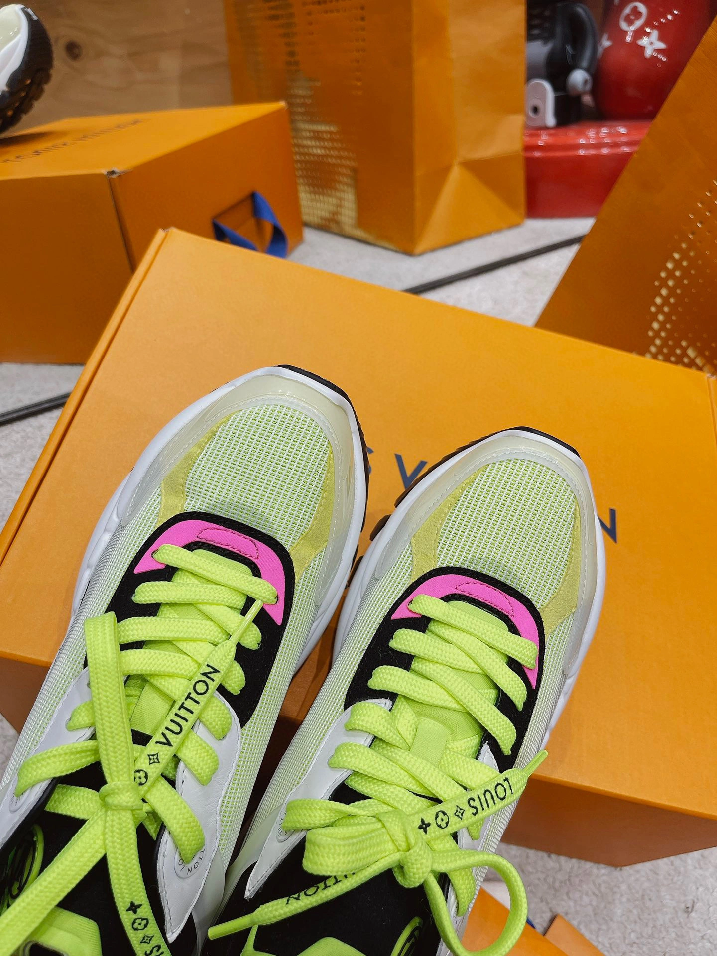 coco-- 2022RUN55 item : B-X033B25163