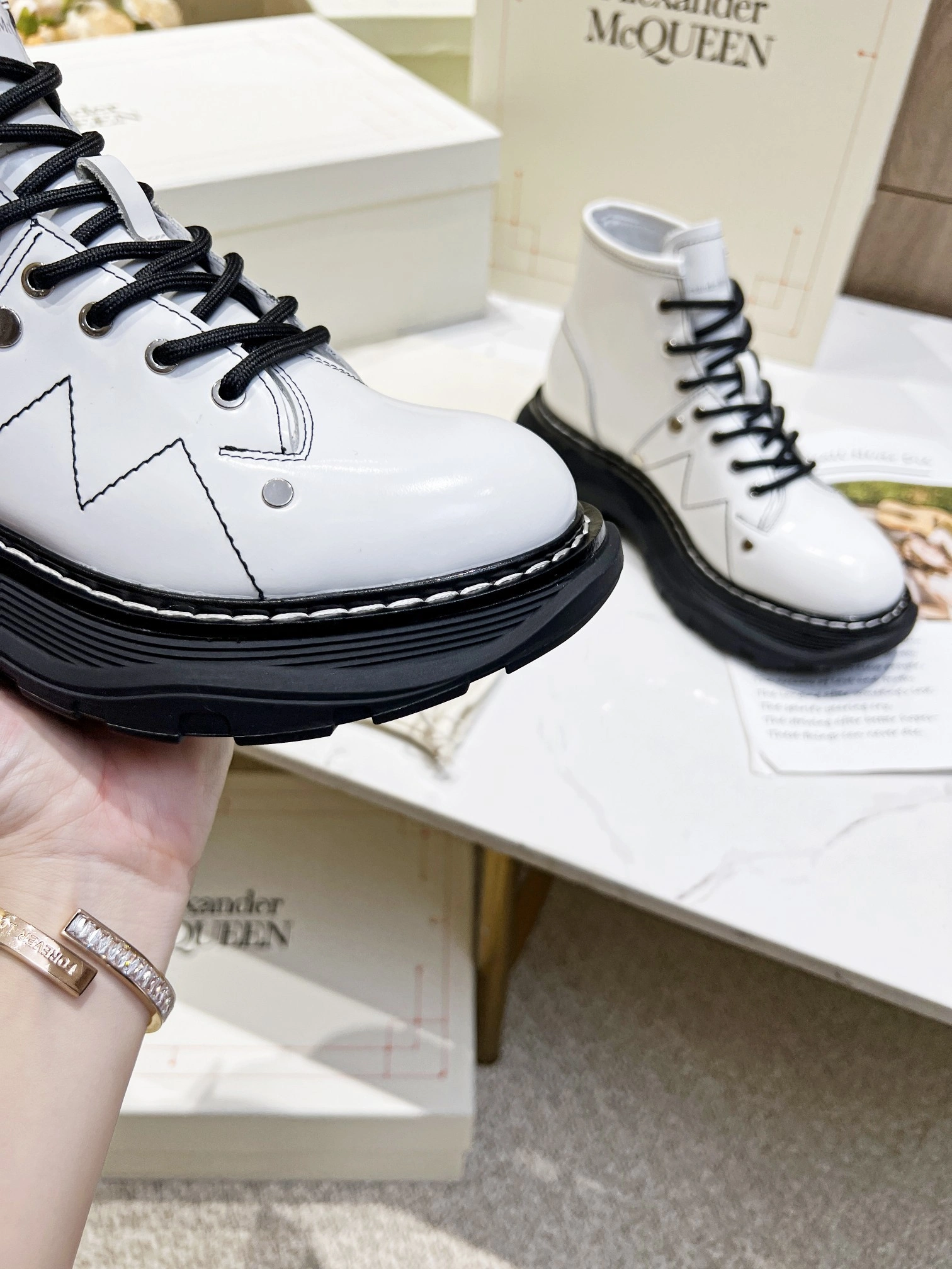 coco-- 595469WHZ819089 item:C-X302F1711Y