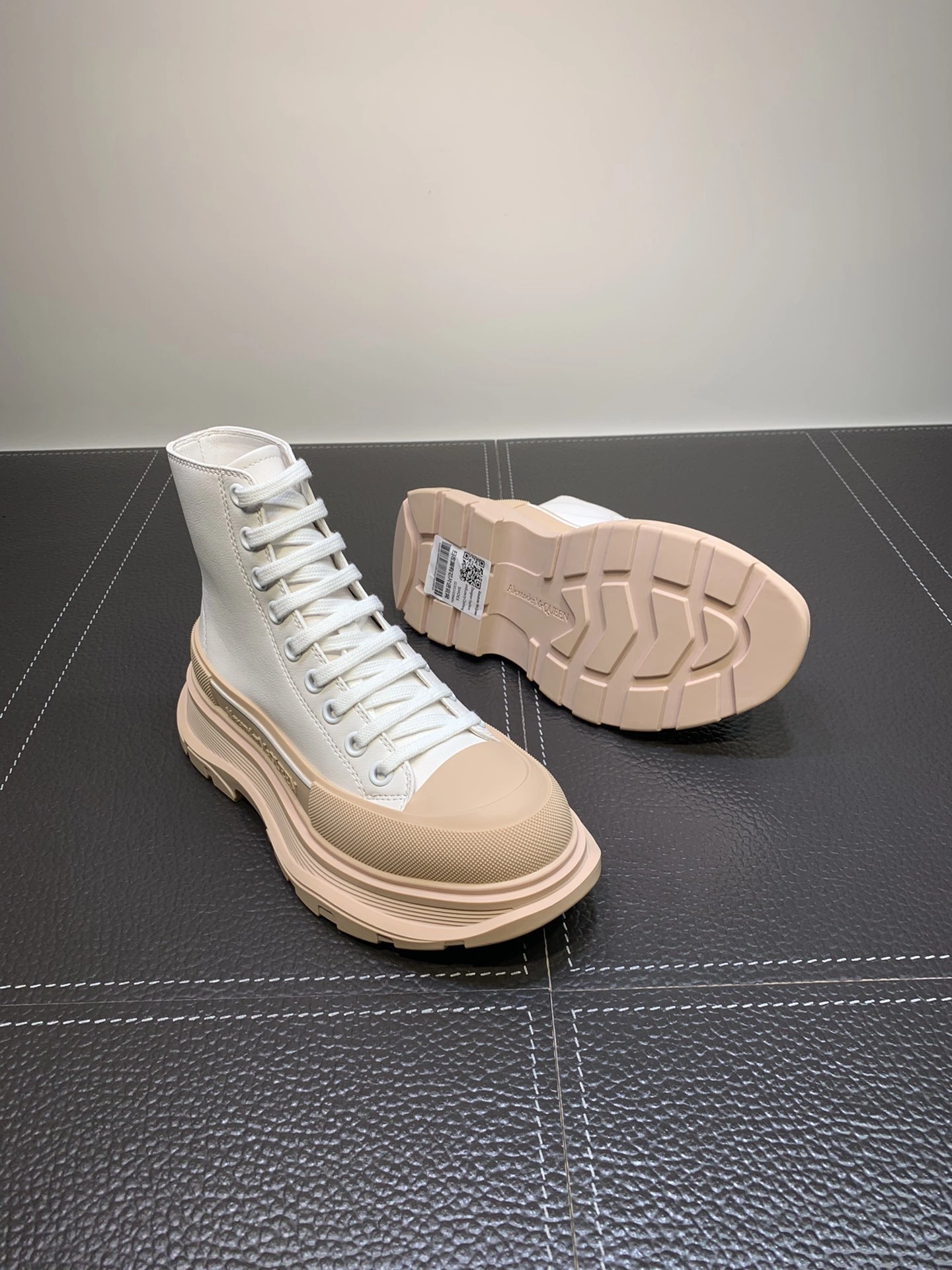 coco-- 633900WHYK39402 item:C-X297F1712Y