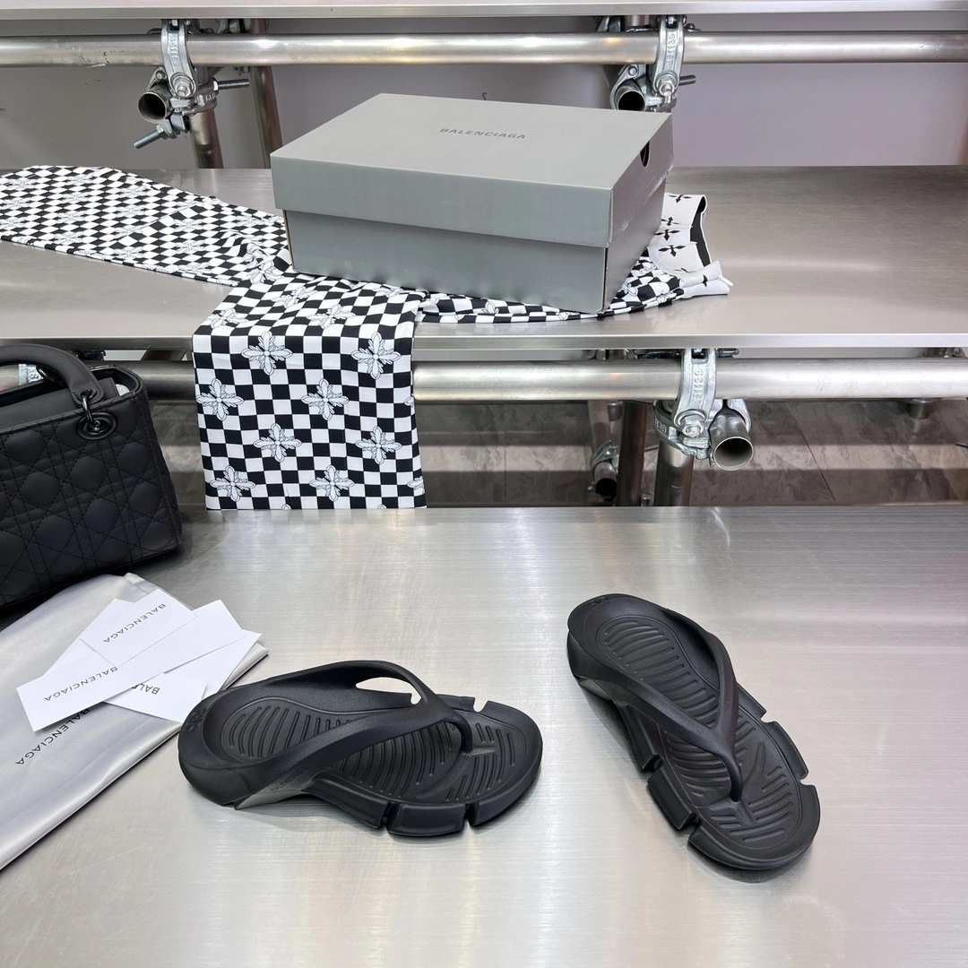 coco-- 643845W3CE11000 item:C-X811G1861Y