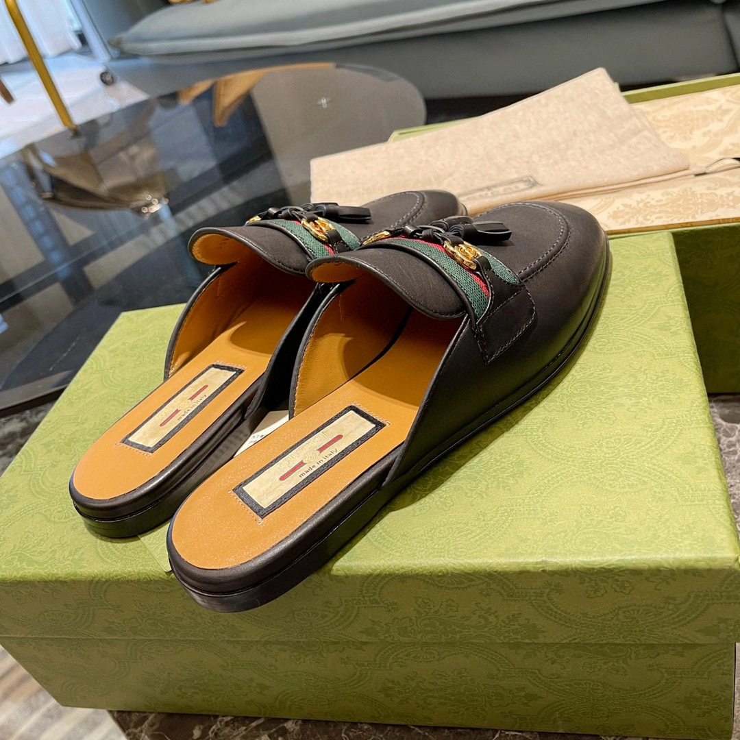 coco-- 659628 1W610 1066 Calfskin item:B-X00E2126L