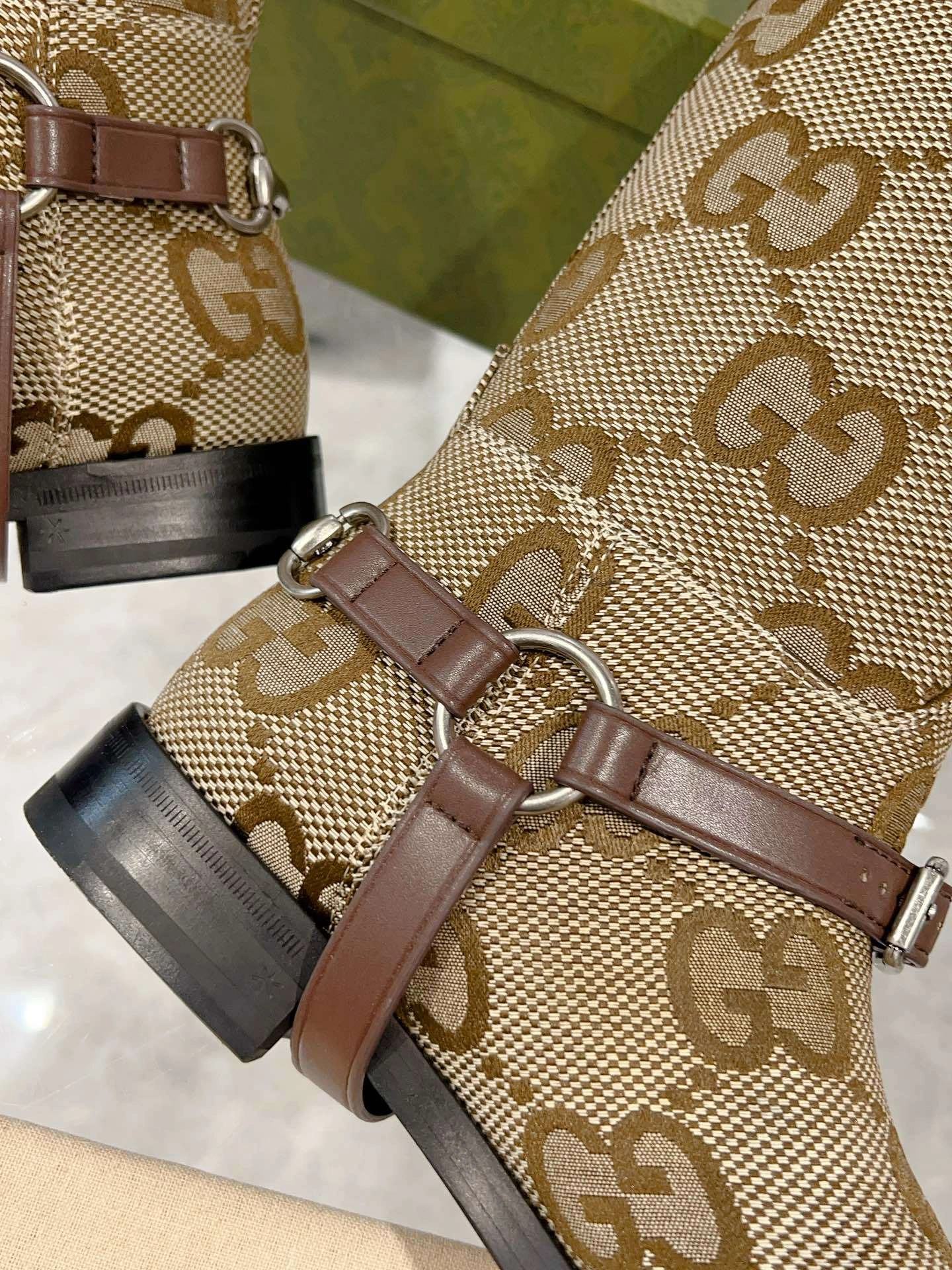coco-- 674673 UKO50 2597 item:C-X076I2838Y