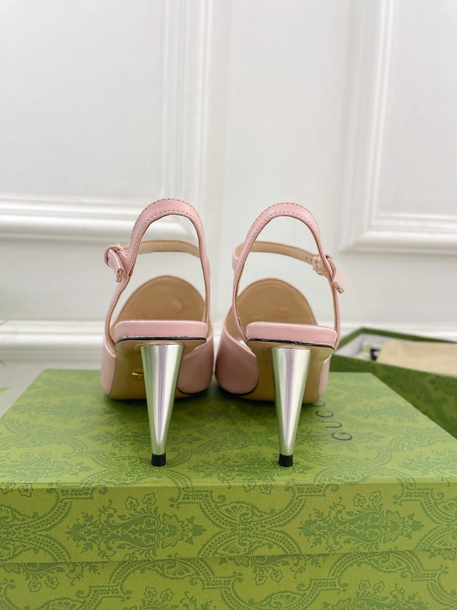 coco-- 723396 C9D00 5909 7cm Heel height item:C-X158D1542