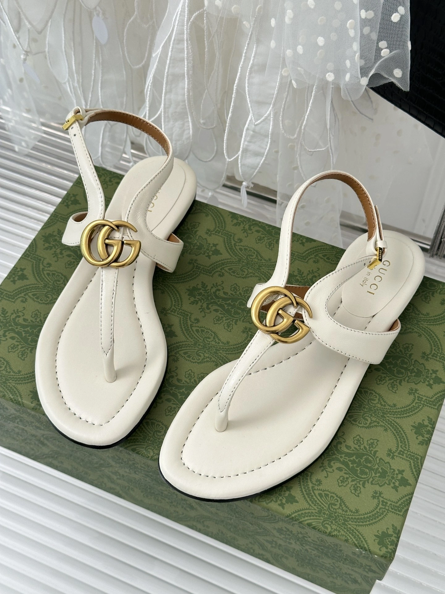 coco-- 746030 9049 item:C-X198H1668Y