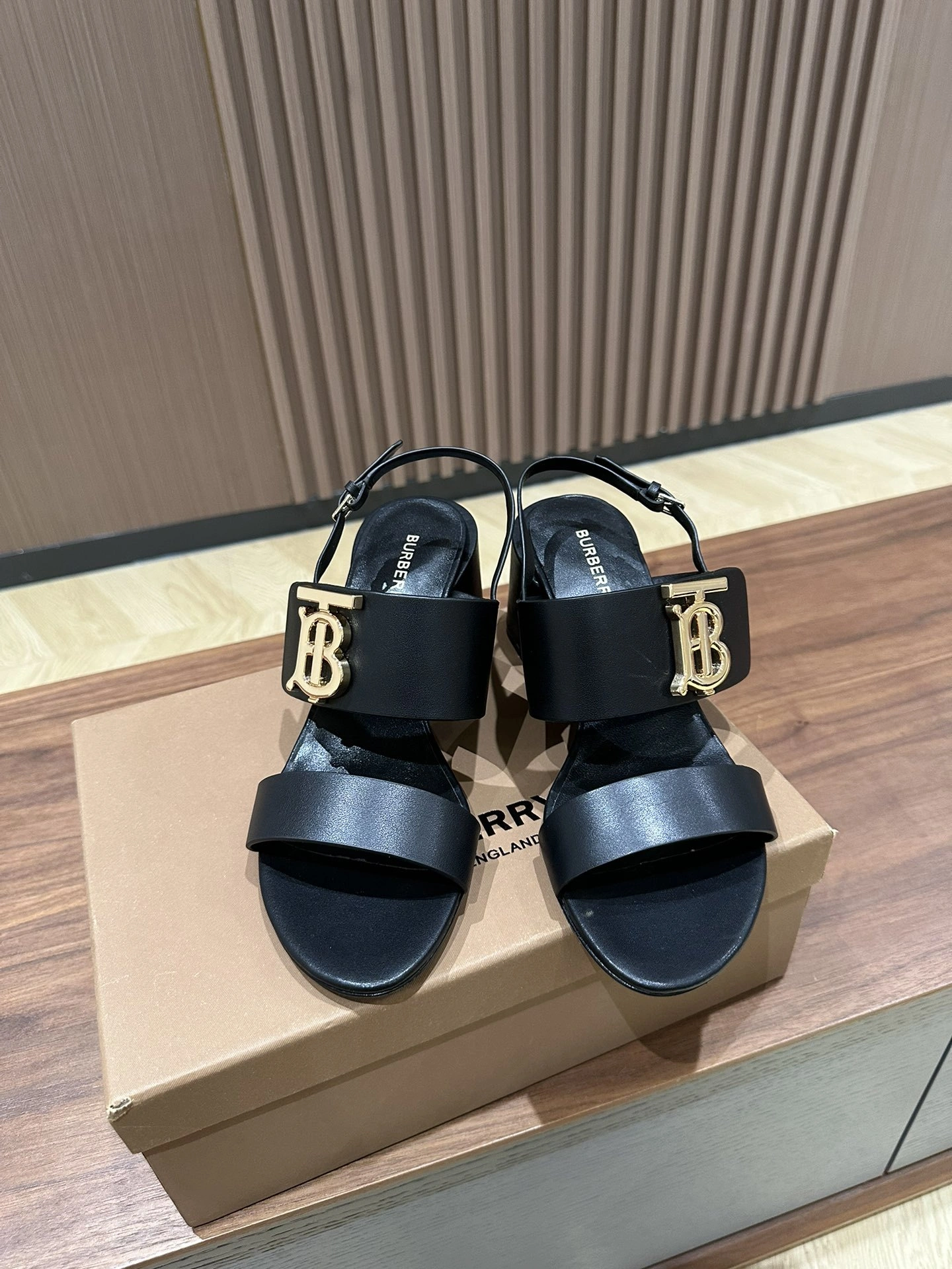 coco-- 80575941 item:C-X003G2907Y