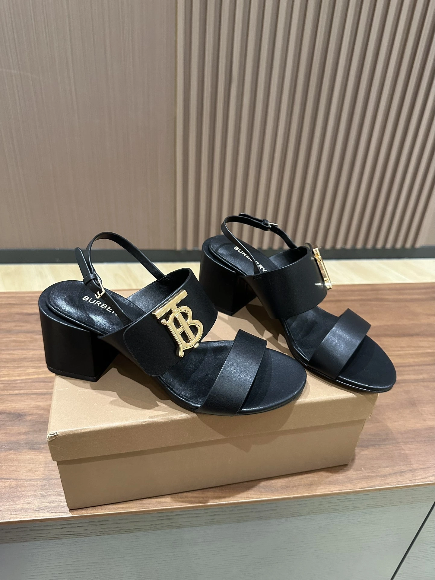 coco-- 80575941 item:C-X003G2907Y