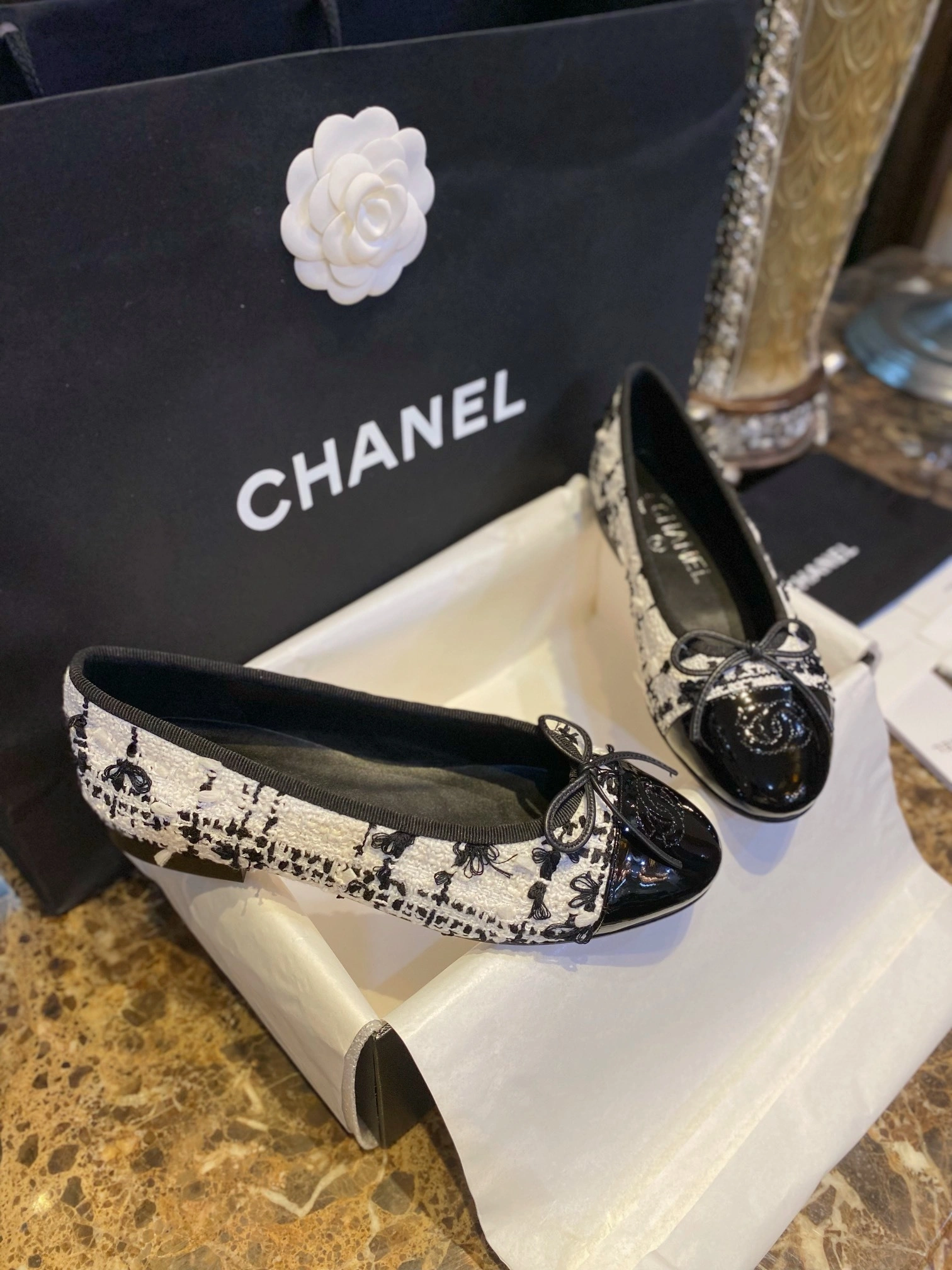 coco-- G02819 Y55712 K3622 item:C-X802I1115Y