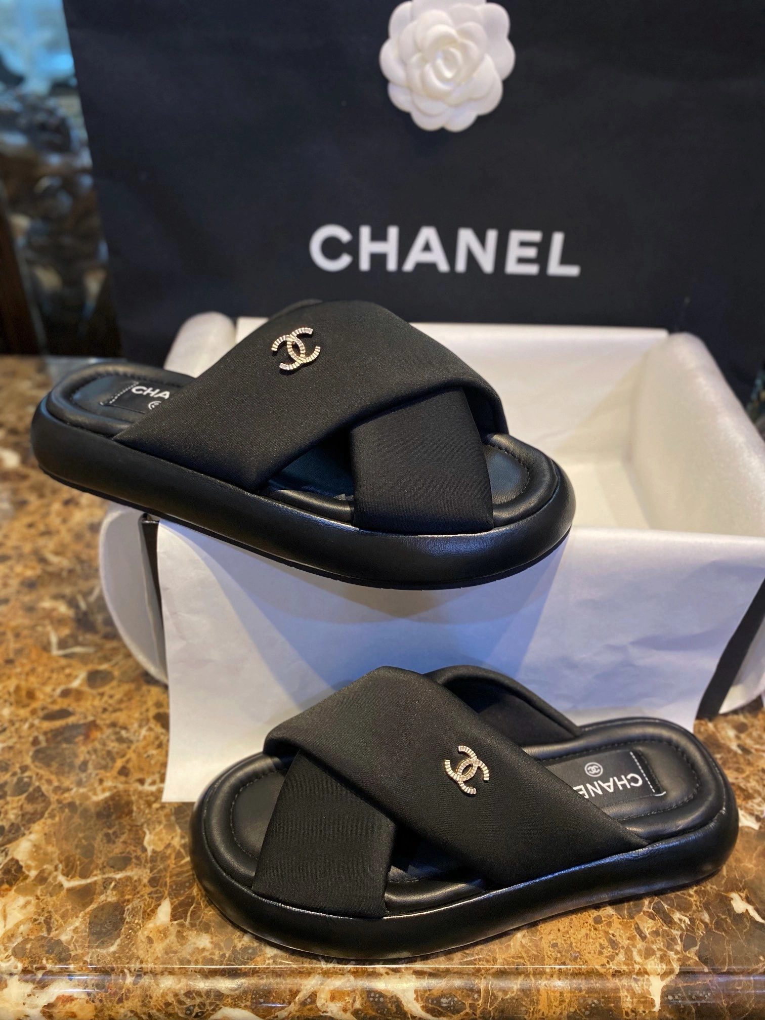 coco-- G38864 X56508 94305 𝗧𝗣𝗨 item:C-X802D2015