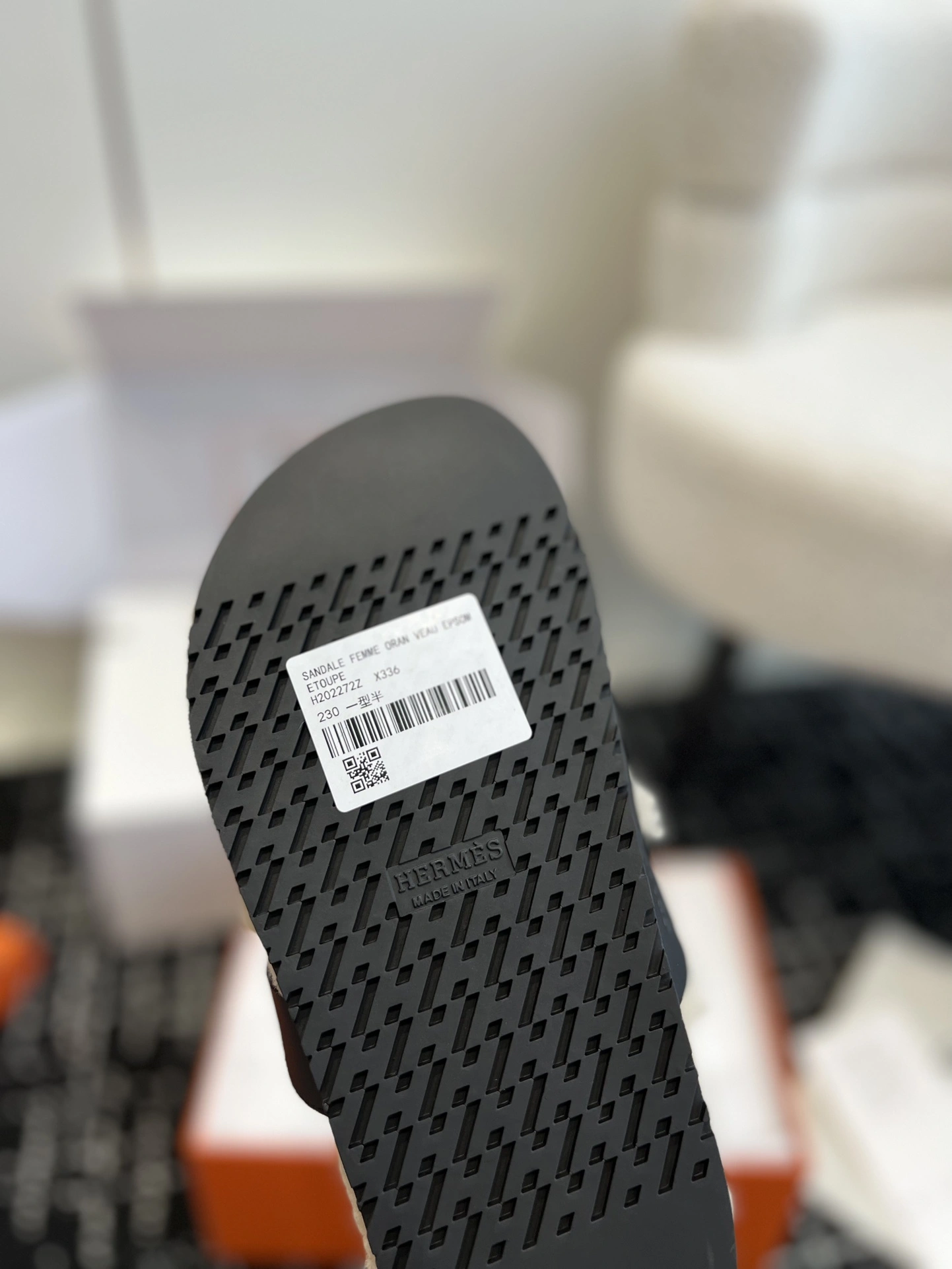 coco-- H222865Z H01 item:C-X298I1116Y