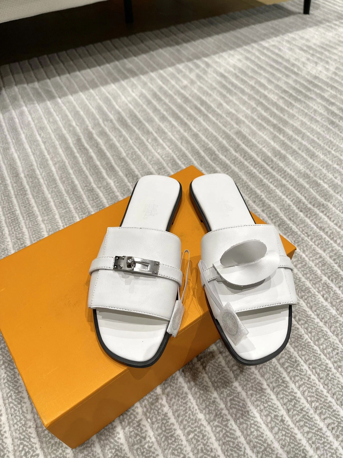 coco-- H231056Z V90 item:C-X003D2442Y