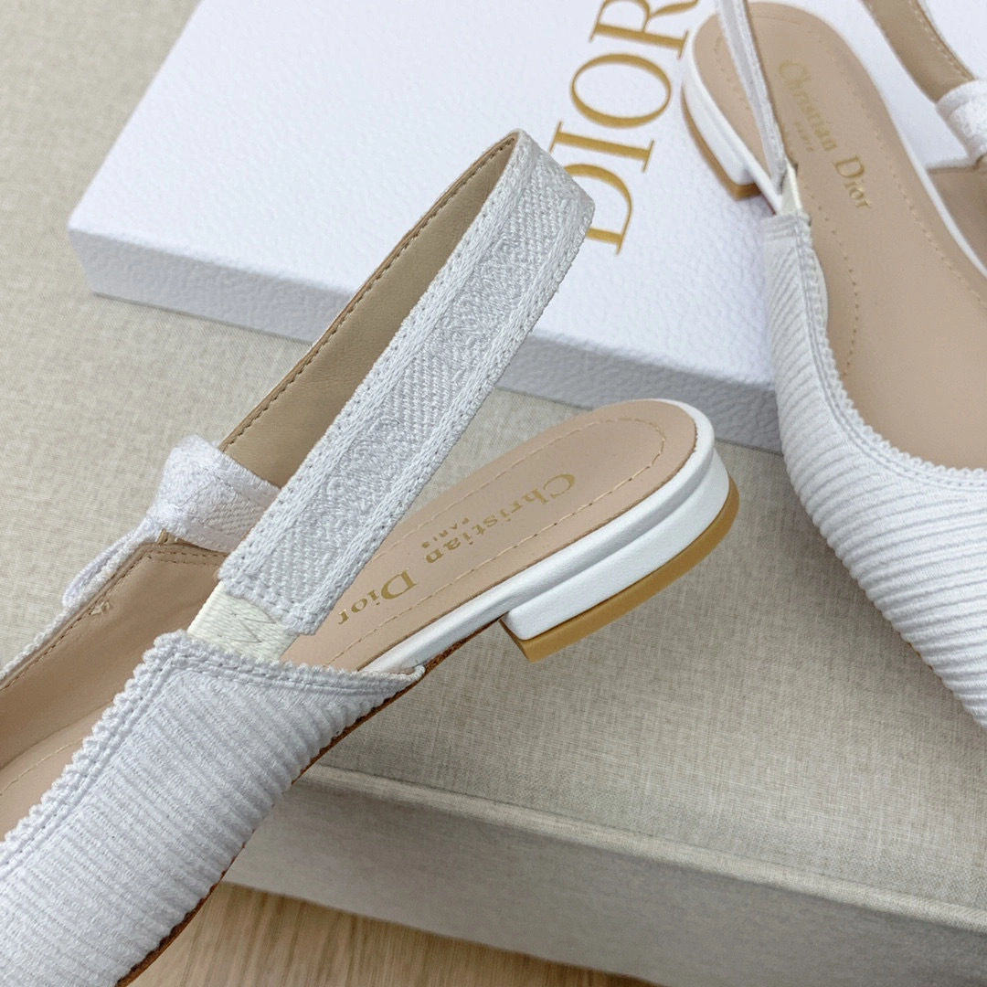 &coco-- KCB660EFR_S10W J'A embroidery item:B-X032E2422L
