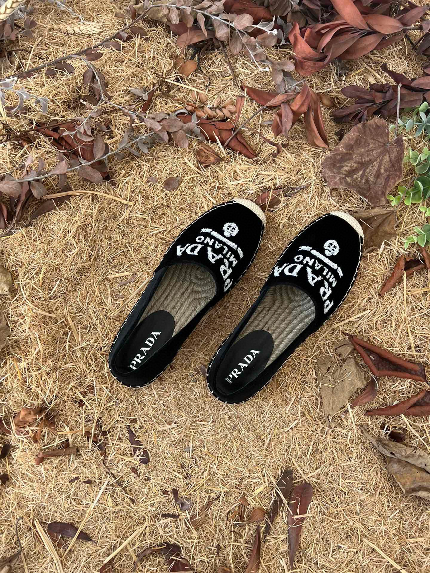 coco-- height2cm embroidery 2colour item : B-X022B2581-2