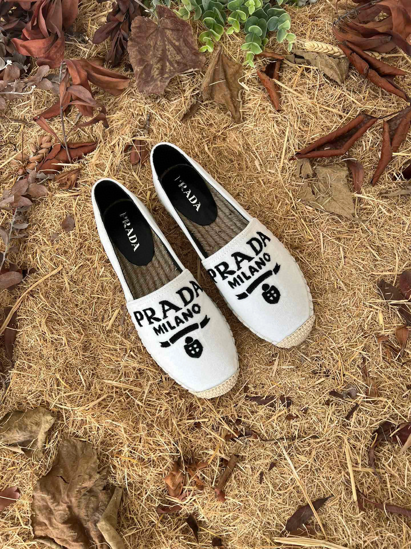 coco-- height2cm embroidery 2colour item : B-X022B2581-2
