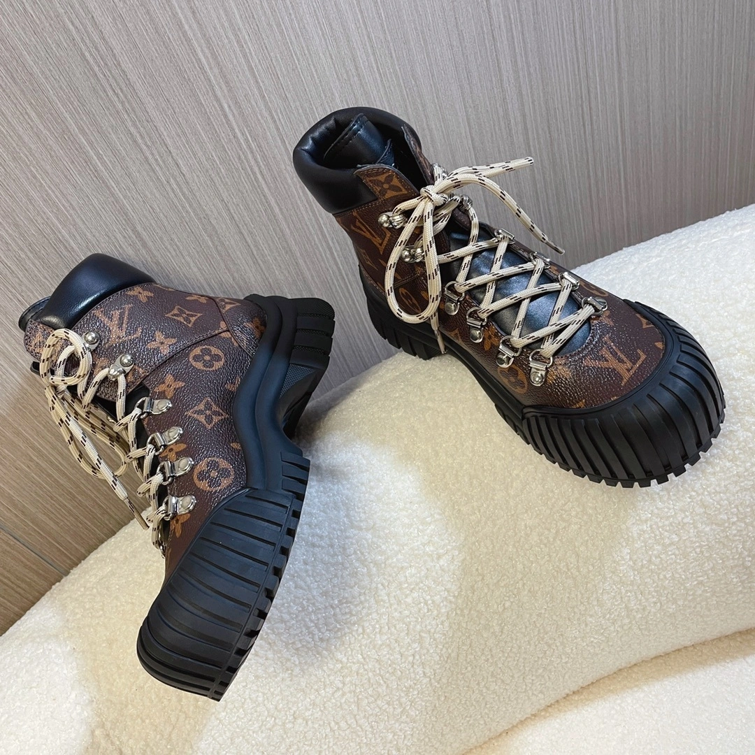 coco-- item:C-X158I2703Y
