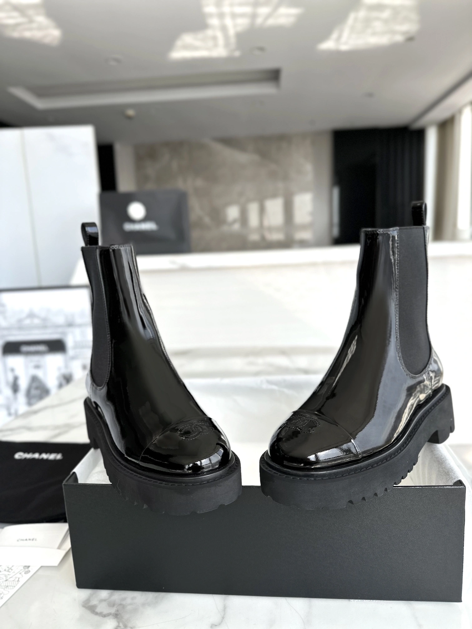 coco-- item:C-X802D1905