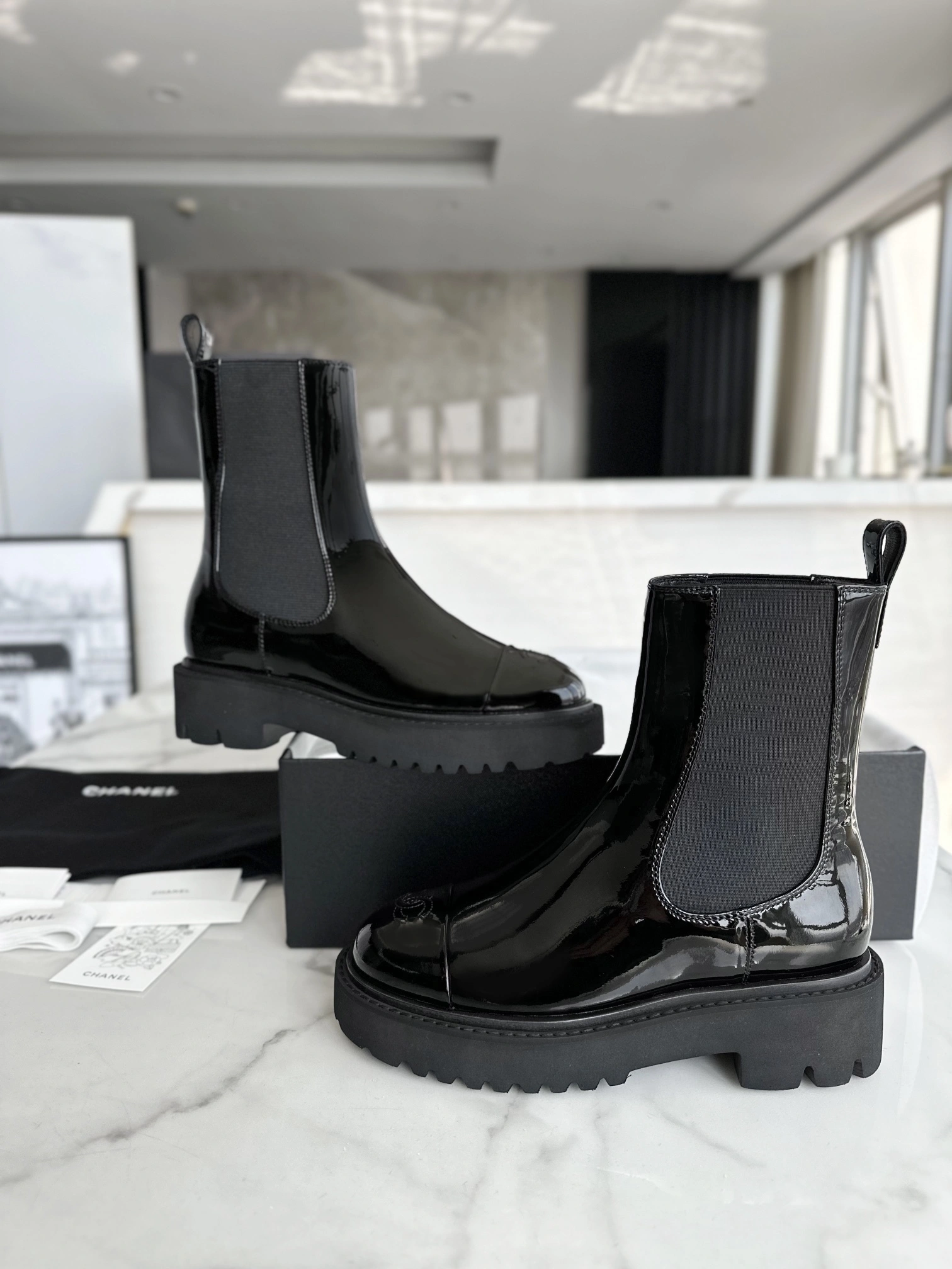 coco-- item:C-X802D1905